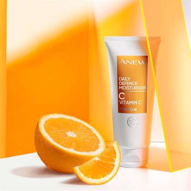 Anew Daily Defence Vitamin C SPF50 Moisturiser